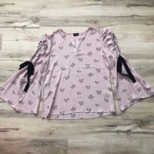 Ivanka Trump Light Pink Blouse with Black Accents